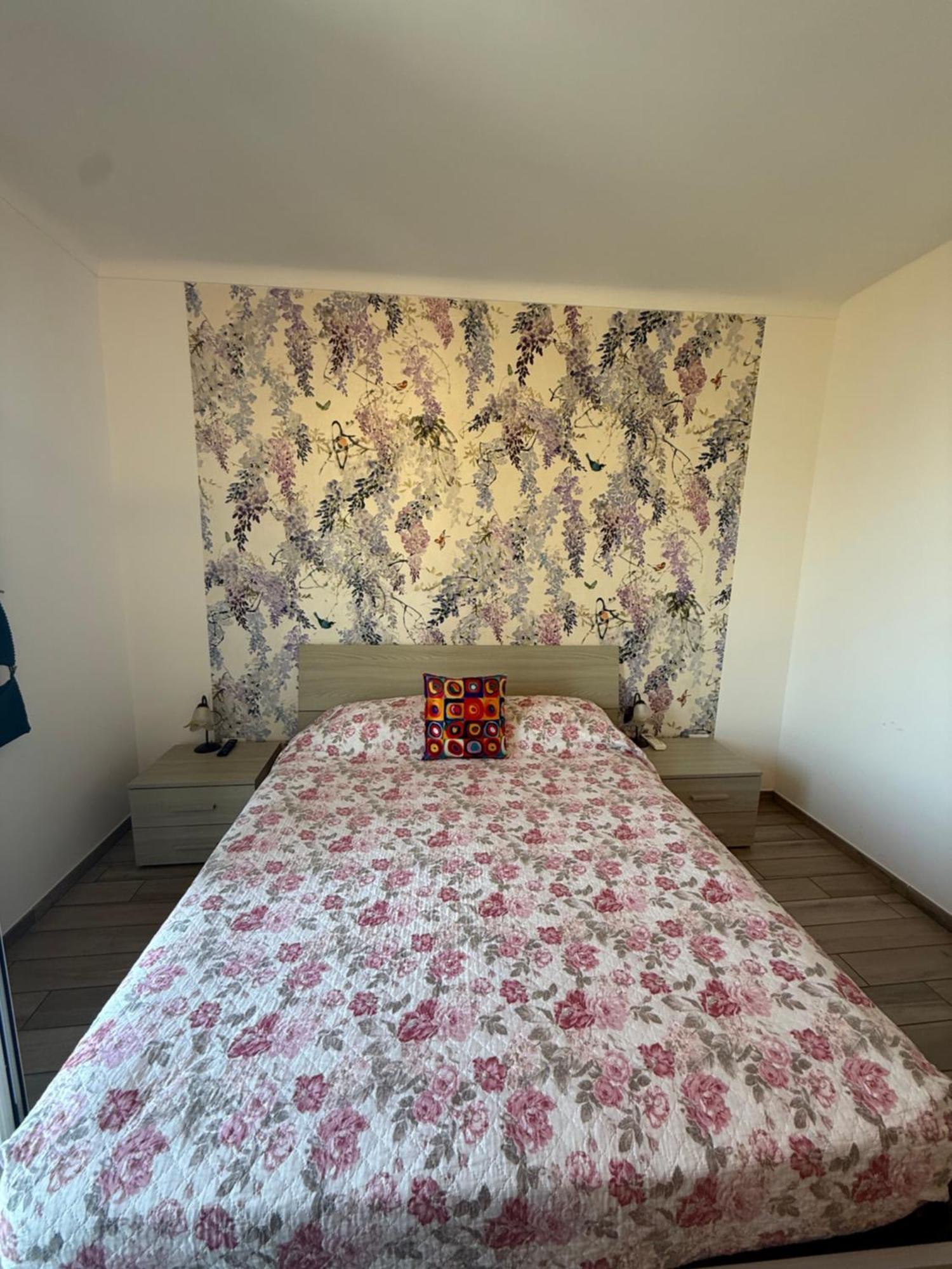 Agriturismo Un Mare Di Fiori ヴェンティミーリア エクステリア 写真